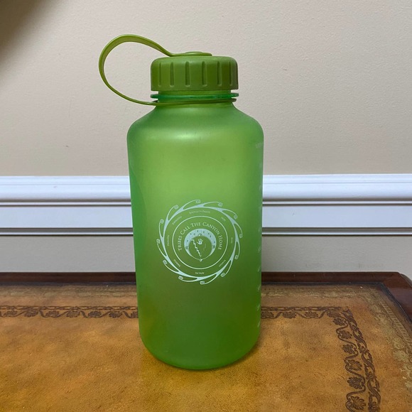 Grand Canyon Tribal 32 ounce Water Bottle - Picture 2 of 5